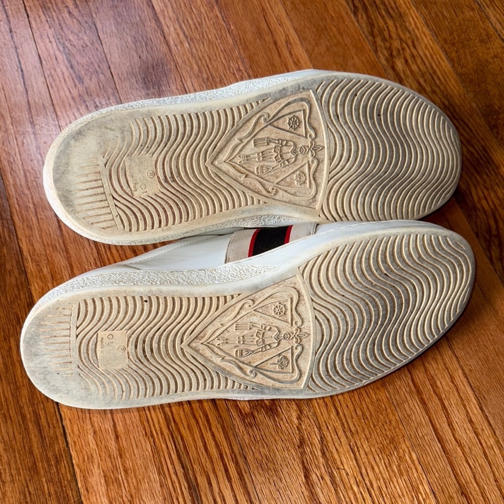 Gucci White Sneakers with Logo Strap - Picture 8 of 8